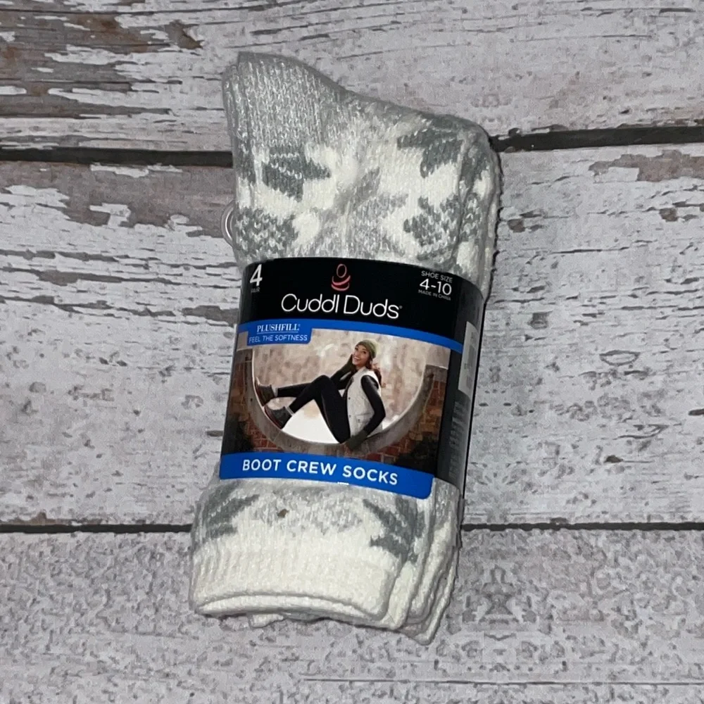 4 Pairs CuddlDuds Boot Crew Socks - Shoe Sz 4-10